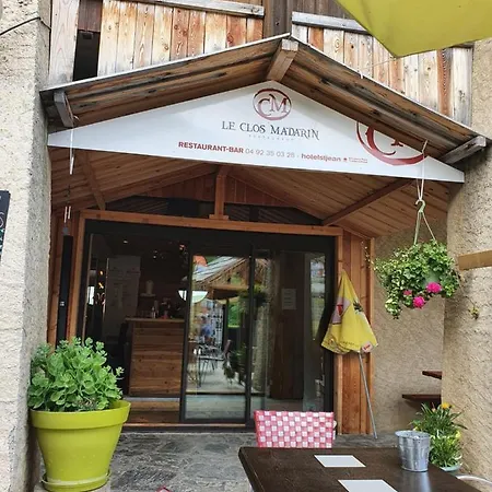 Studio 4 A 5 Personnes Saint Jean Montclar Montclar  Exterior photo